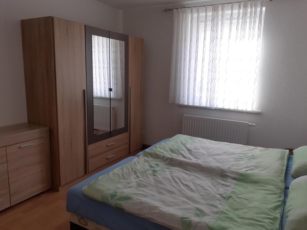 Ferienwohnung - August-Bebel-Str. 19 Oelsnitz  Exterior foto